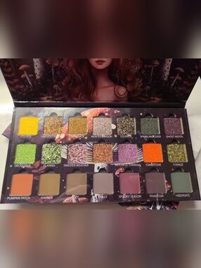 Ensley Reign HARVEST MOON Eyeshadow Palette